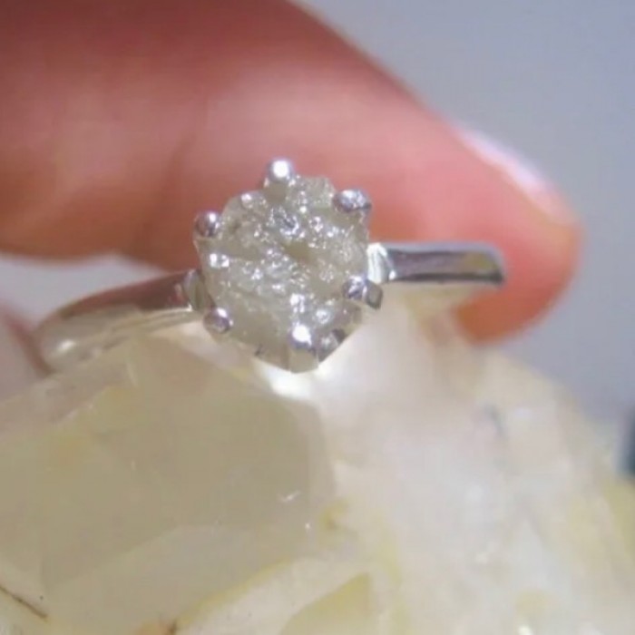 Диамант - 0,653 К необработен бял диамант в сребро 925 - пръстен 